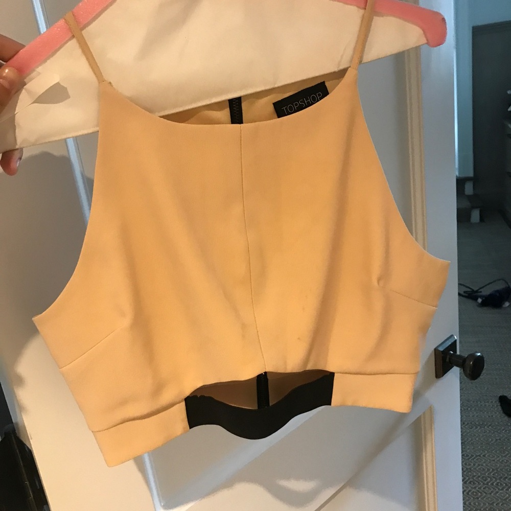 Crop top